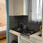 Livadia מלון דירות