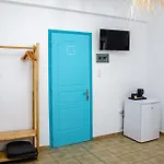 Livadia מלון דירות