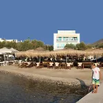 Livadia מלון דירות