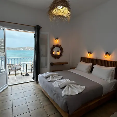 Livadia * Parikia (Paros)