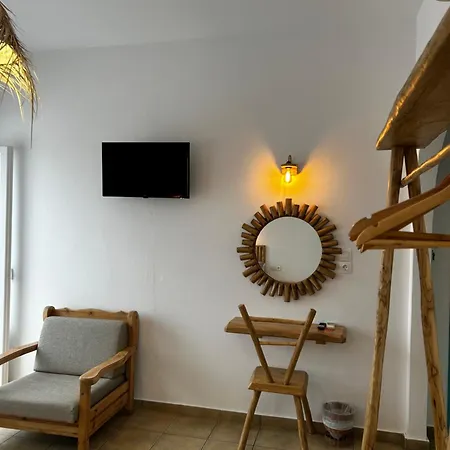 Livadia Aparthotel
