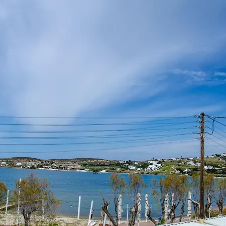Livadia * Parikia (Paros)