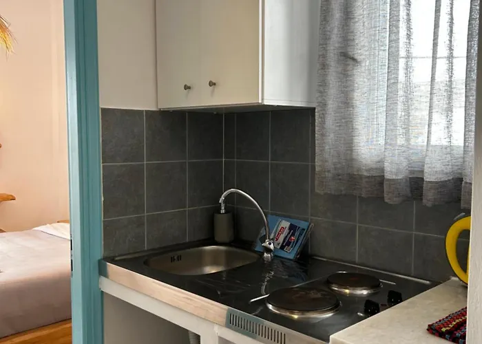 Livadia アパートホテル