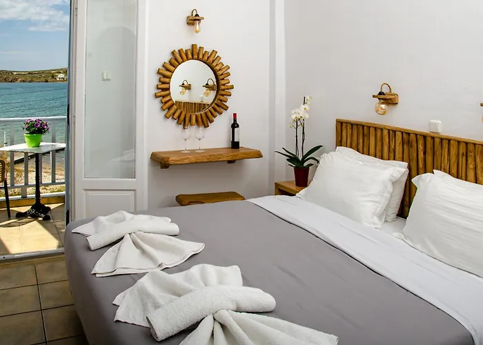 Livadia アパートホテル