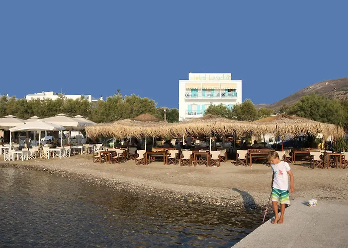 Livadia アパートホテル