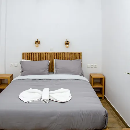 Aparthotel Livadia *