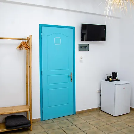 Livadia Aparthotel