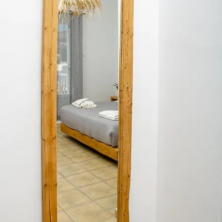 Aparthotel Livadia *