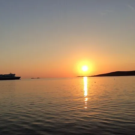 מלון דירות Livadia פארוס