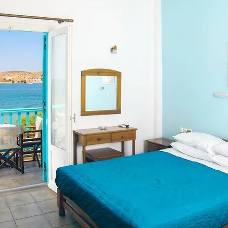 Livadia * פארוס